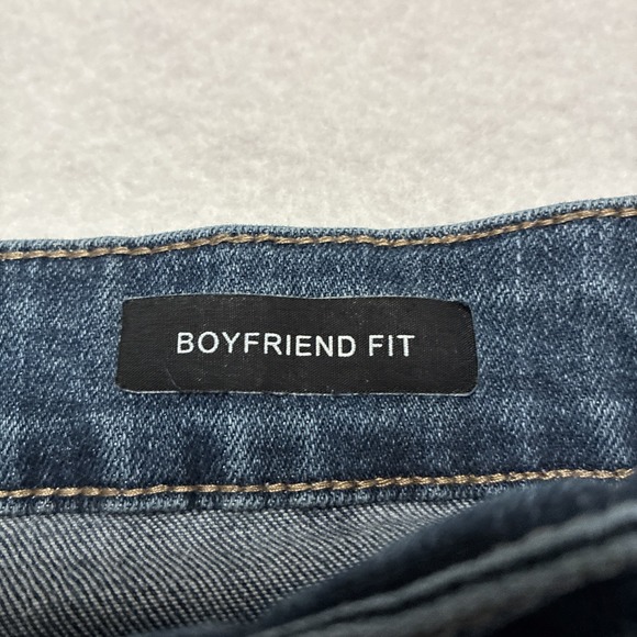 JUDY BLUE Boyfriend Fit Stretch Distressed Medium Wash Denim  Size 13/31 Women's - Picture 7 of 15